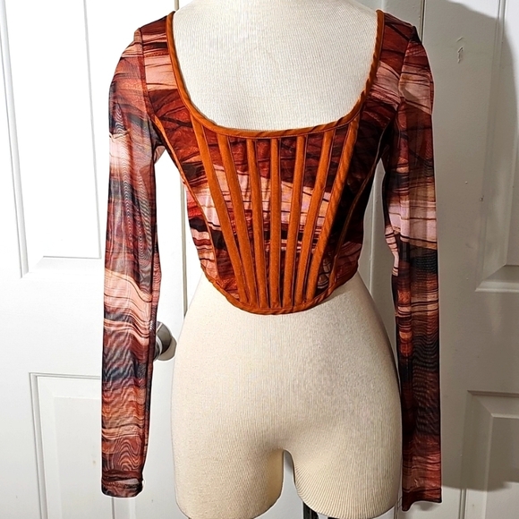 Prettylittlething corset top sheer‎ sleeves size 6. Earth tones. - Picture 2 of 8